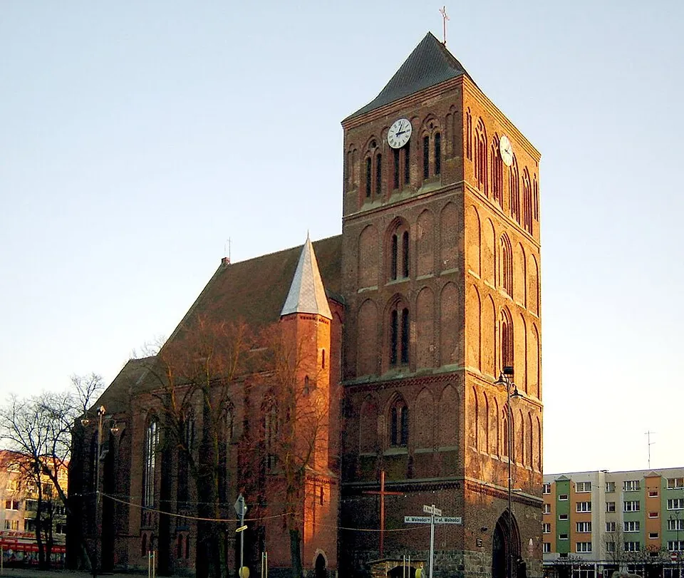 Kościół - Parafia Narodzenia NMP