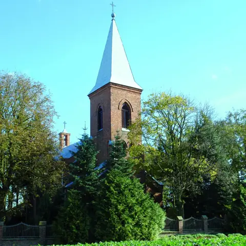 Kościół: Parafia św. Wojciecha BM, Kłobia