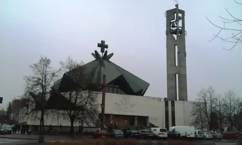 Kościół: Parafia św. Zygmunta, Warszawa