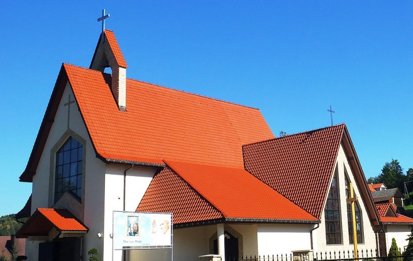 Parafia Narodzenia NMP - zdjęcie 2