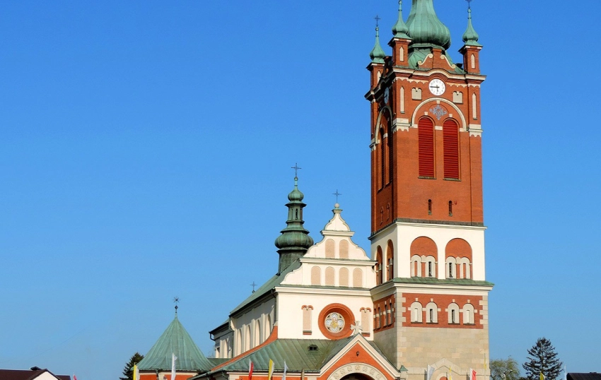 Parafia Narodzenia NMP - zdjęcie 2
