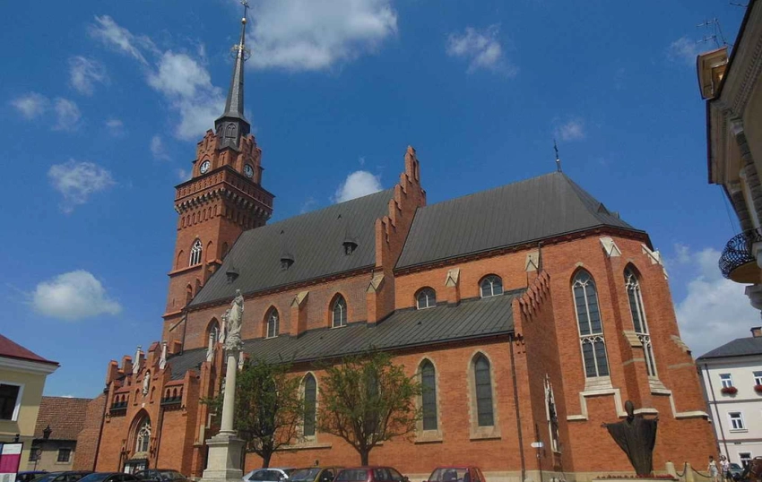 Parafia Narodzenia NMP - zdjęcie 2