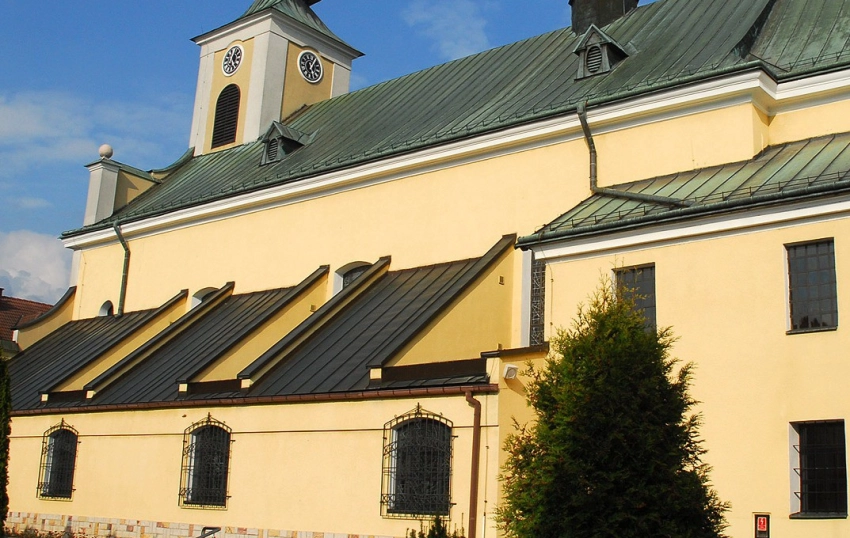 Parafia Narodzenia NMP - zdjęcie 2