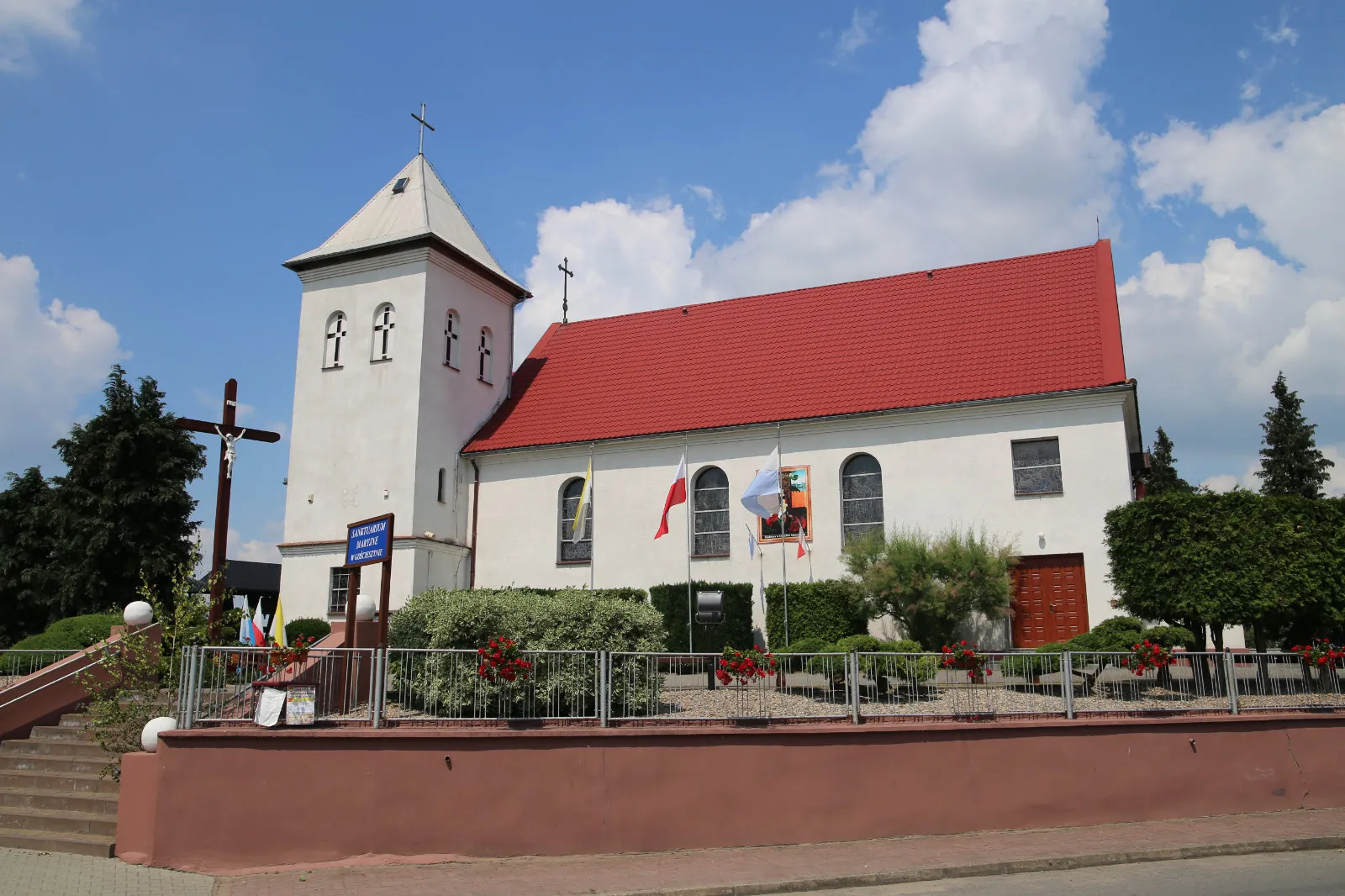 Parafia Nawiedzenia NMP - zdjęcie 2