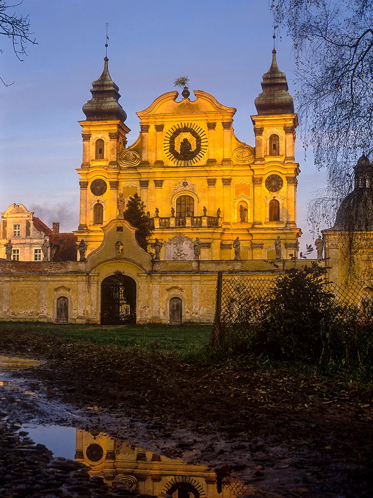 Parafia Nawiedzenia NMP - zdjęcie 2