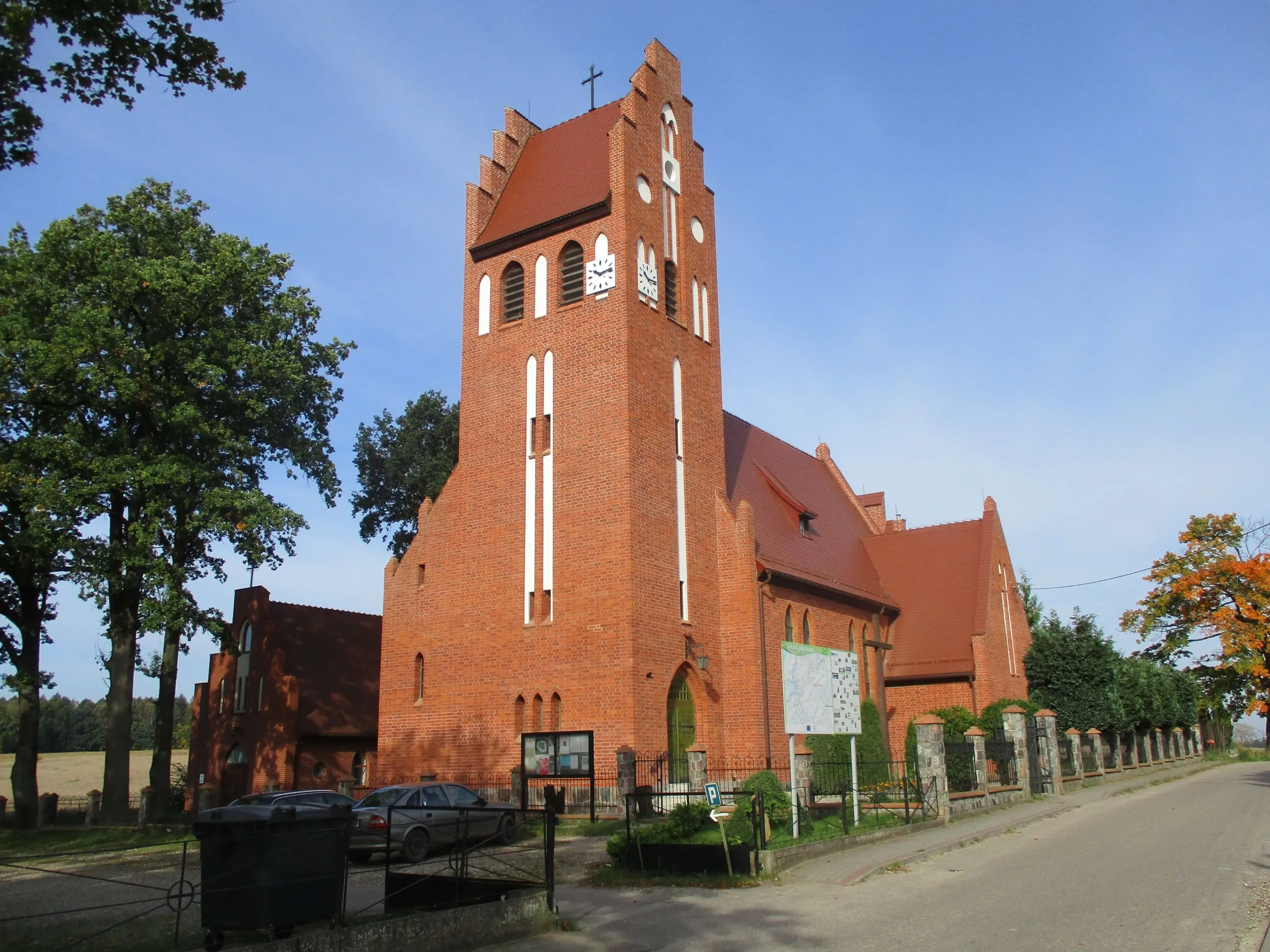 Parafia Nawiedzenia NMP - zdjęcie 2