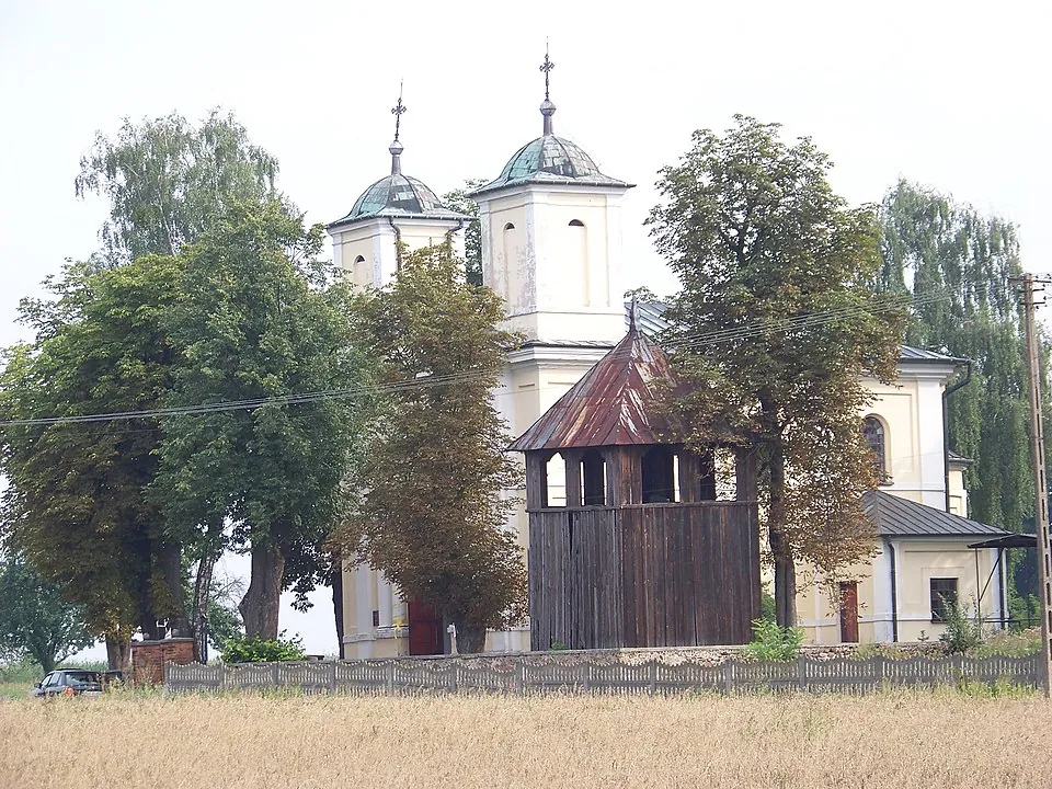 Kościół: Parafia Nawiedzenia NMP, Lisów