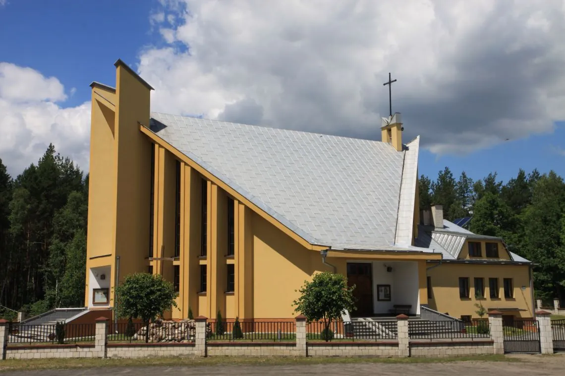 Parafia Nawiedzenia NMP - zdjęcie 2