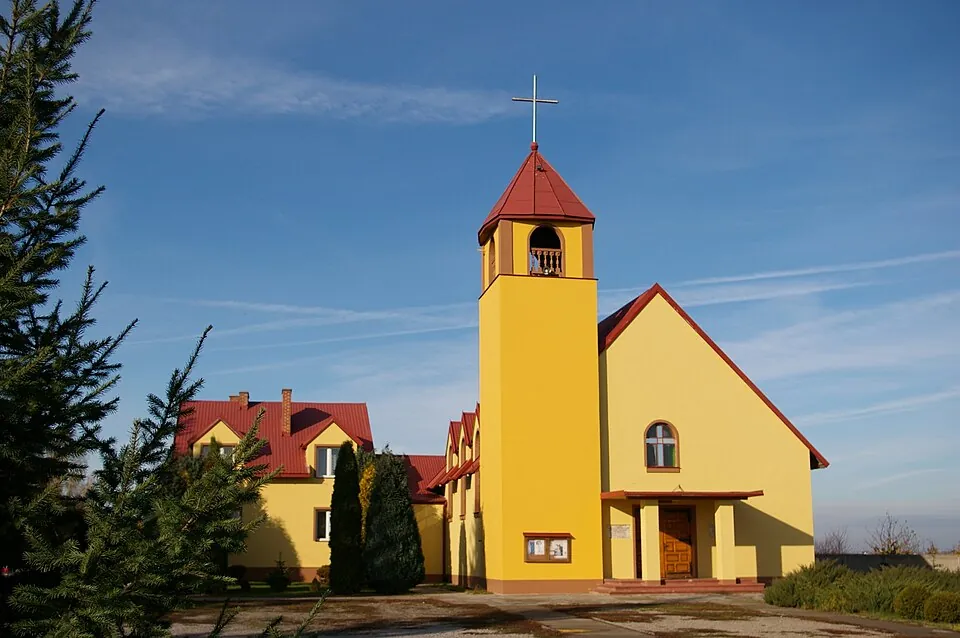 Kościół - Parafia Niepokalanego Serca Maryi