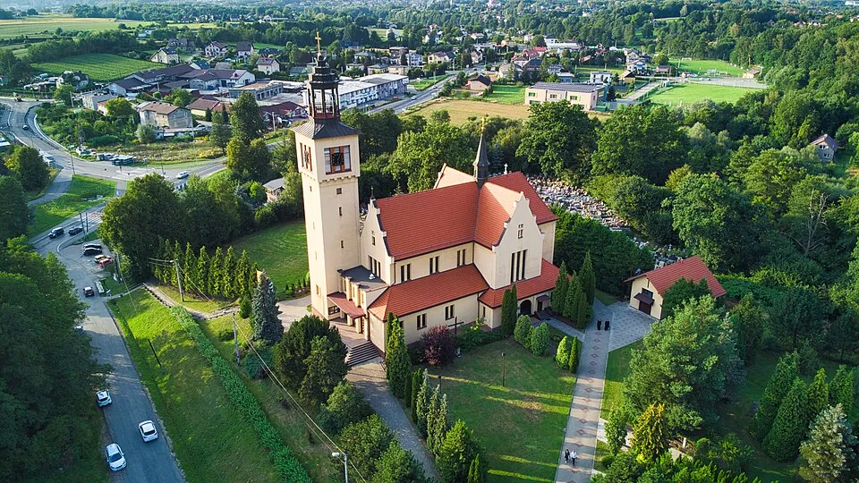 Kościół - Parafia Niepokalanego Serca NMP