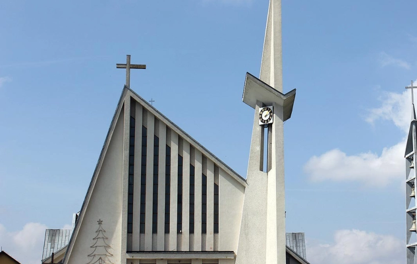 Parafia NMP Królowej - zdjęcie 2