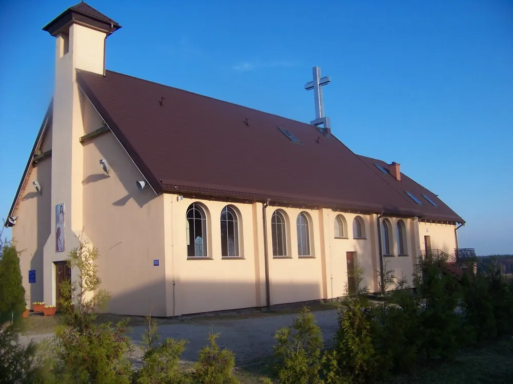 Parafia NMP Królowej Męczenników - zdjęcie 2