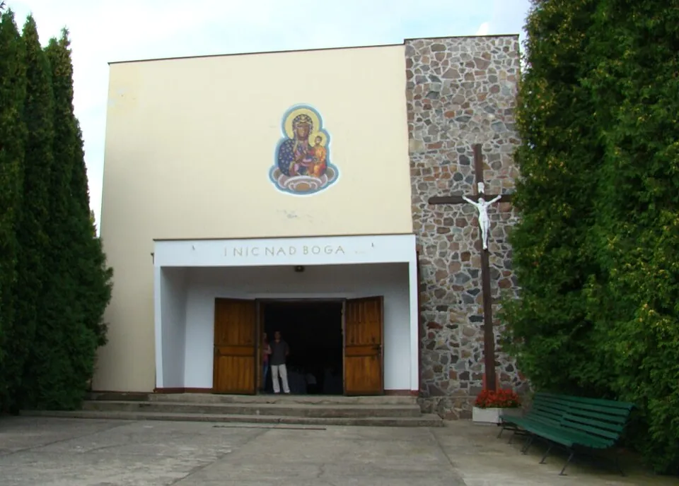 Kościół - Parafia NMP Królowej Polski