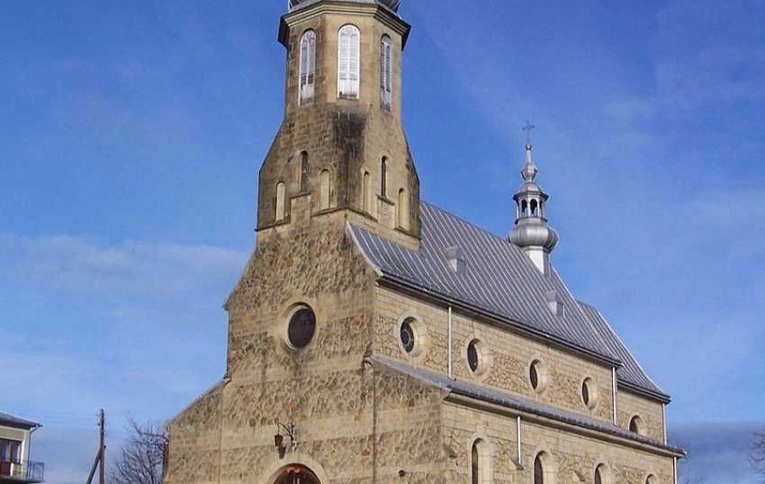 Parafia NMP Królowej Polski - zdjęcie 2