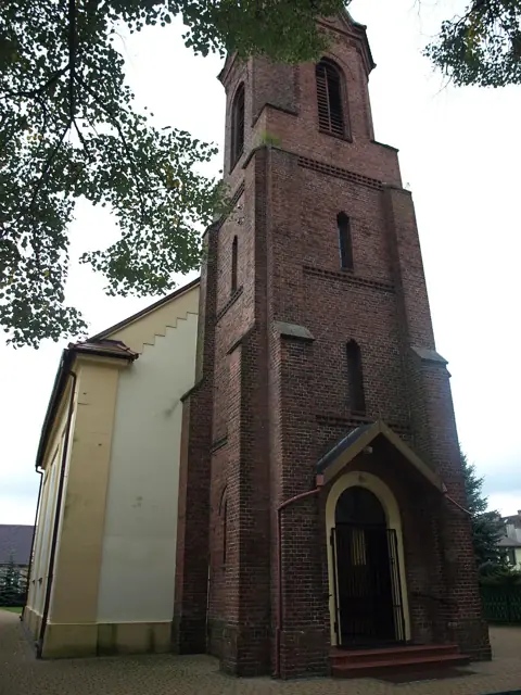 Kościół: Parafia NMP Królowej Polski, Jelcz-Laskowice