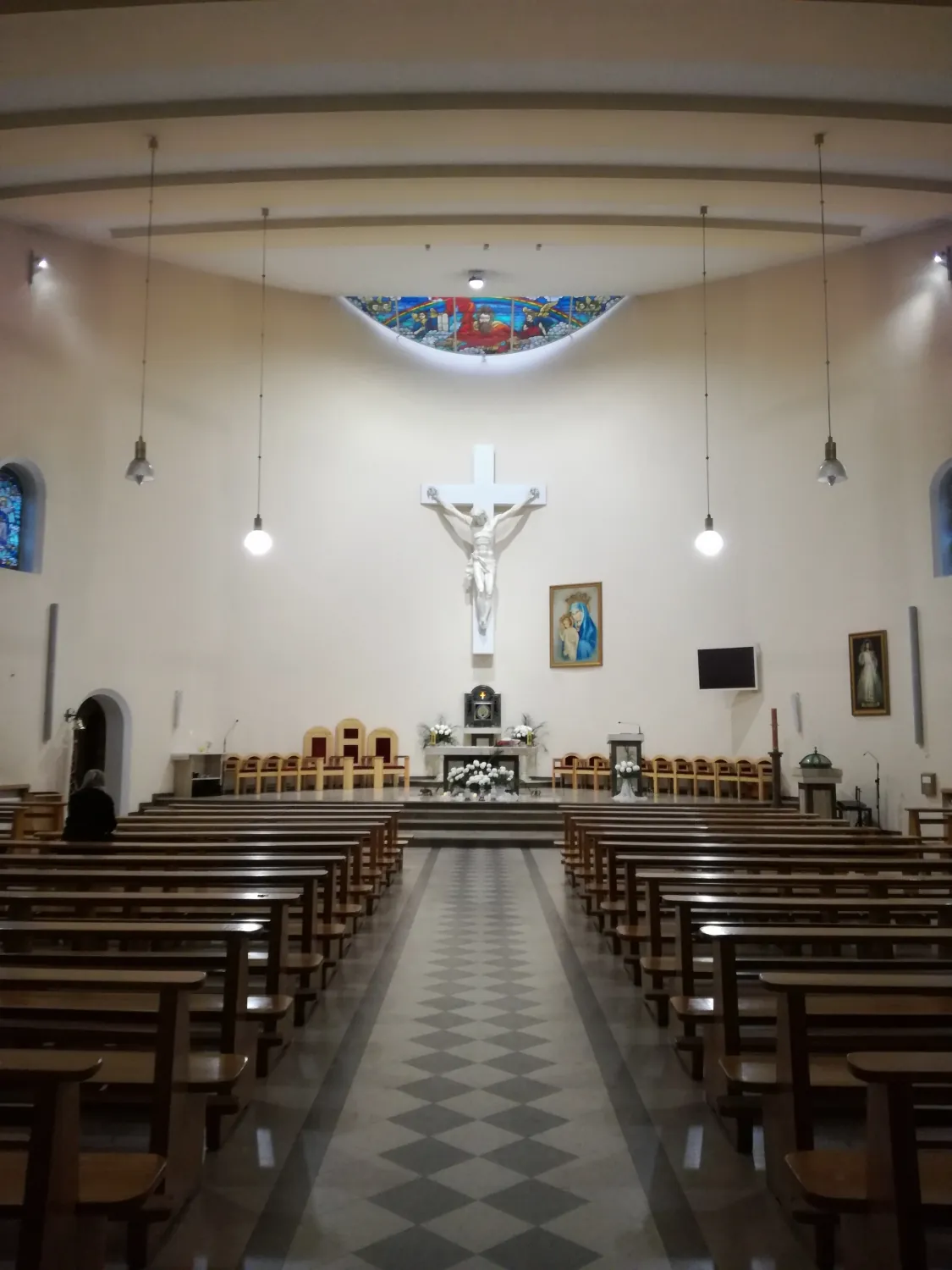 Parafia NMP Matki Kościoła i św. Katarzyny Szwedzkiej - zdjęcie 3
