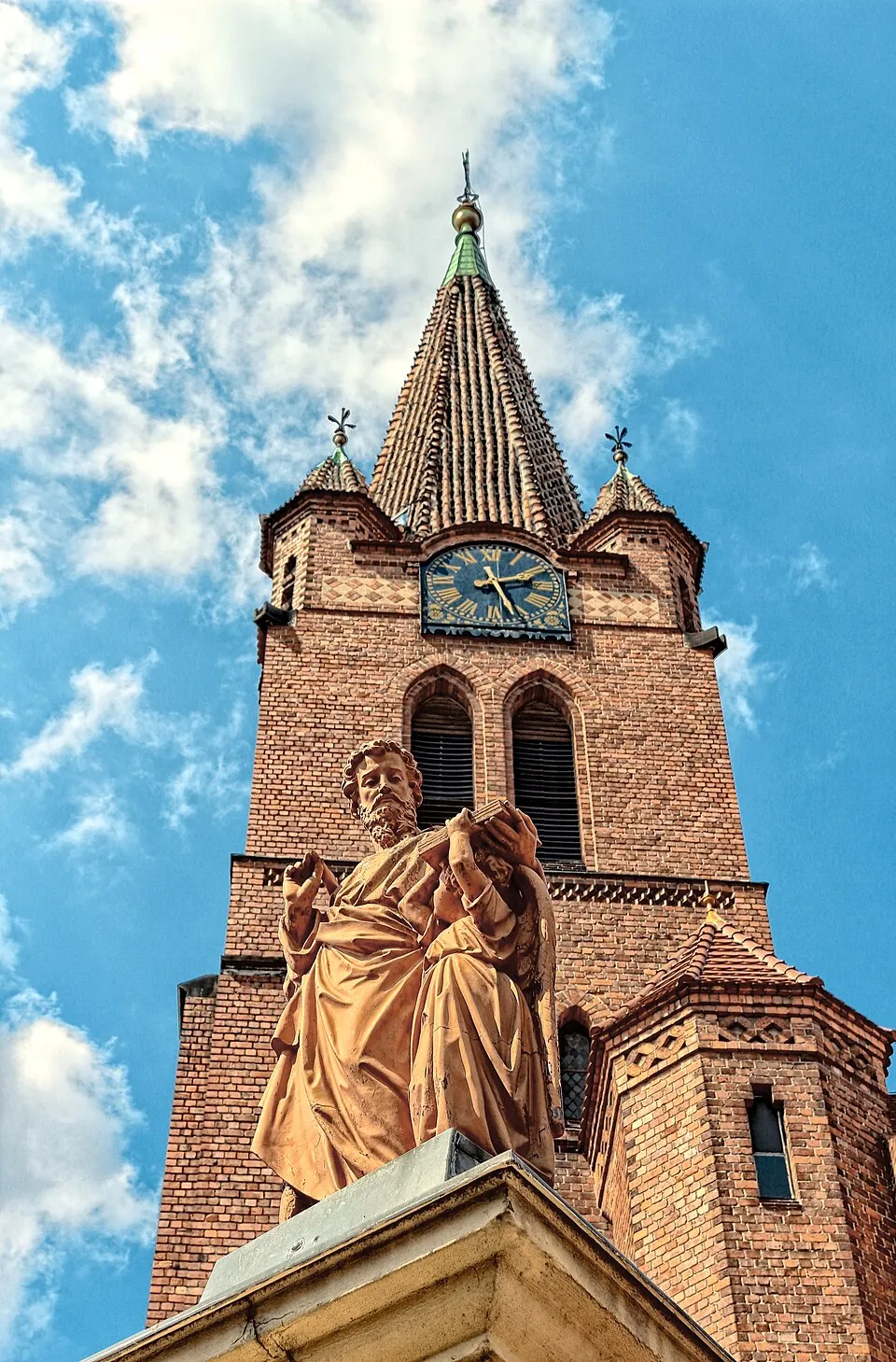 Kościół - Parafia NMP Wniebowziętej