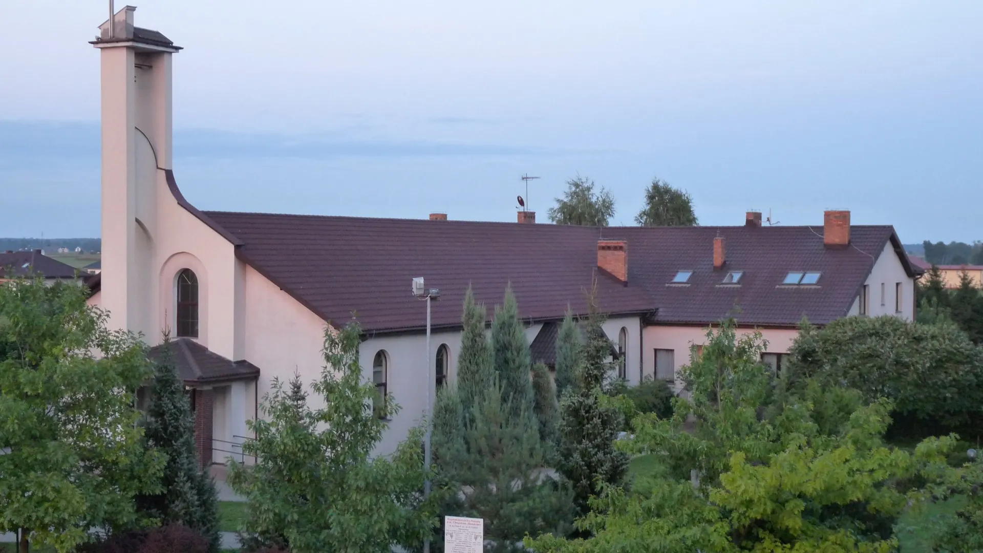 Parafia Chrystusa Zbawiciela - zdjęcie 2