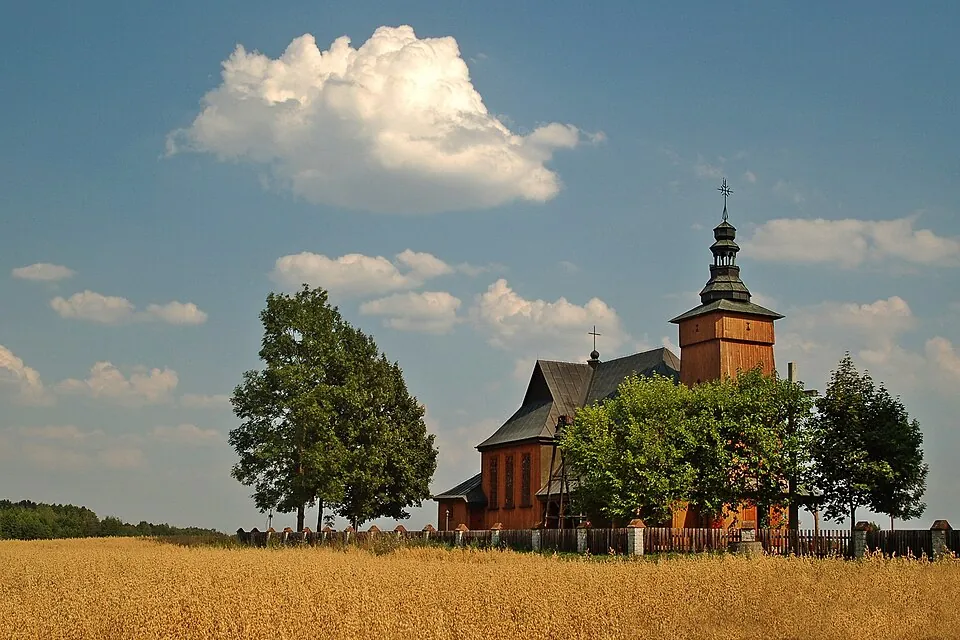 Kościół - Parafia Podwyższenia Krzyża Świętego