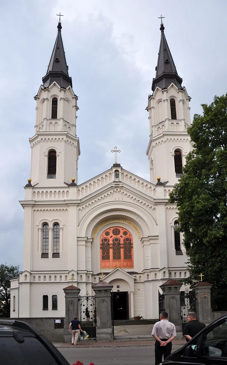 Kościół - Parafia Podwyższenia Krzyża Świętego
