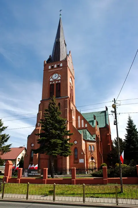 Kościół: Parafia Przemienienia Pańskiego, Płoty