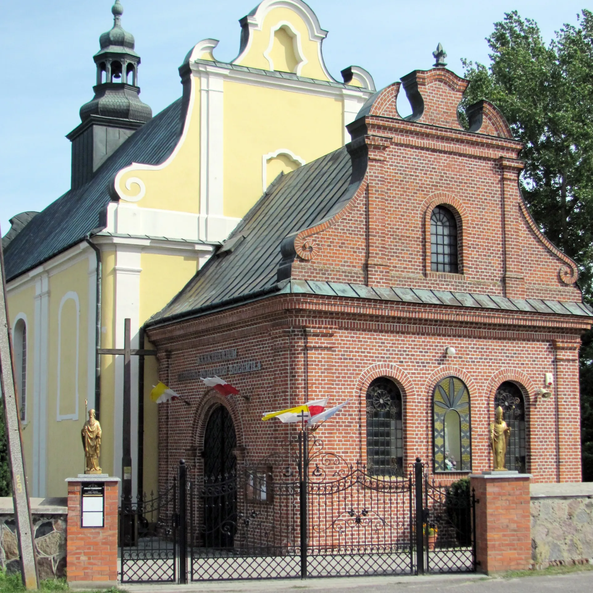 Parafia Trójcy Świętej - zdjęcie 2