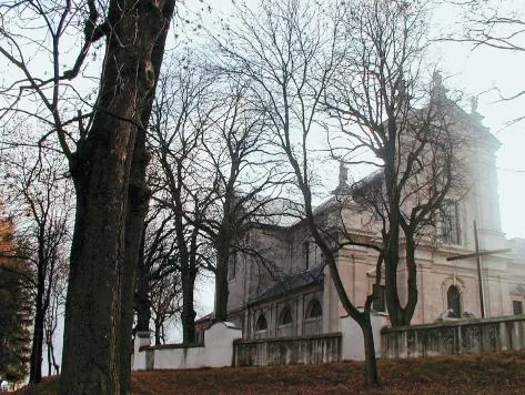 Parafia Ducha Świętego i MB Bolesnej - zdjęcie 2
