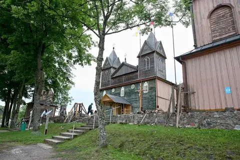 Kościół: Parafia Wniebowzięcia NMP, Berżniki