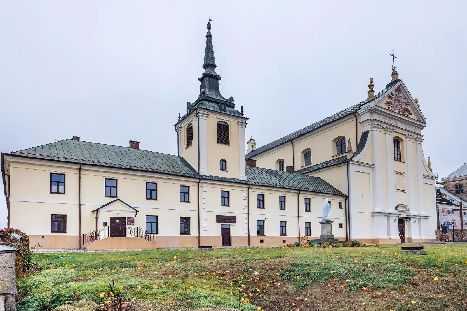 Parafia Imienia NMP - zdjęcie 2