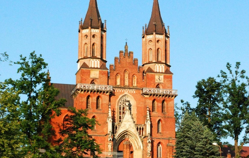 Parafia Wniebowzięcia NMP - zdjęcie 2