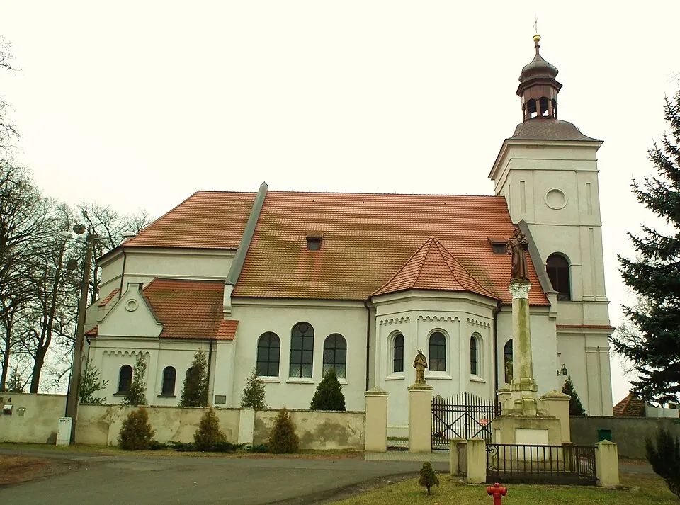 Kościół: Parafia Wszystkich Świętych, Nietrzanowo