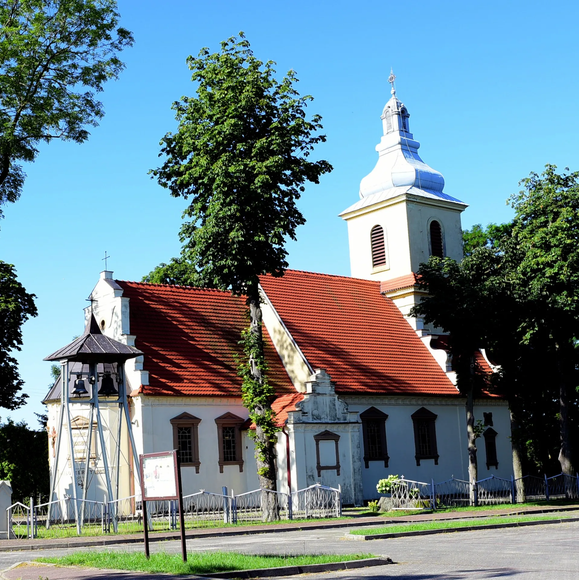 Parafia Wszystkich Świętych - zdjęcie 2