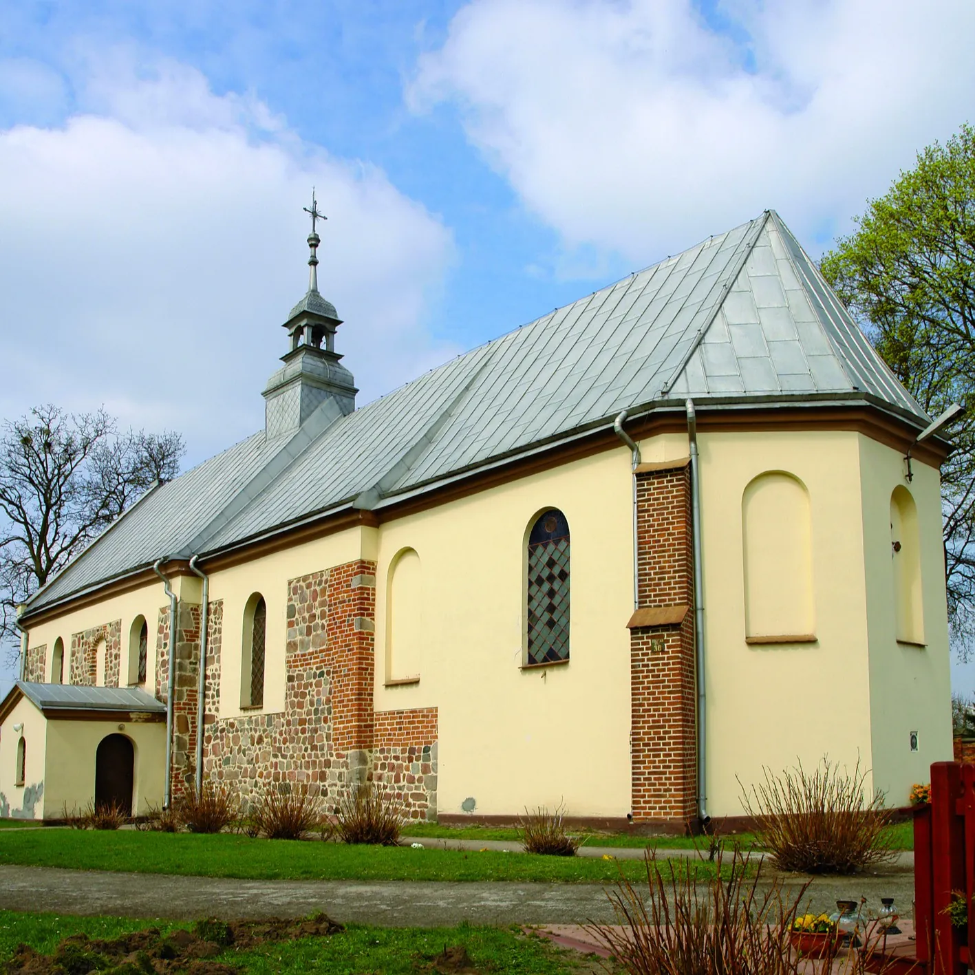 Parafia Wszystkich Świętych - zdjęcie 2