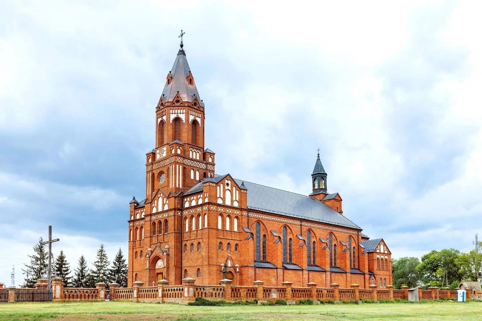 Parafia Zmartwychwstania Pańskiego - zdjęcie 2