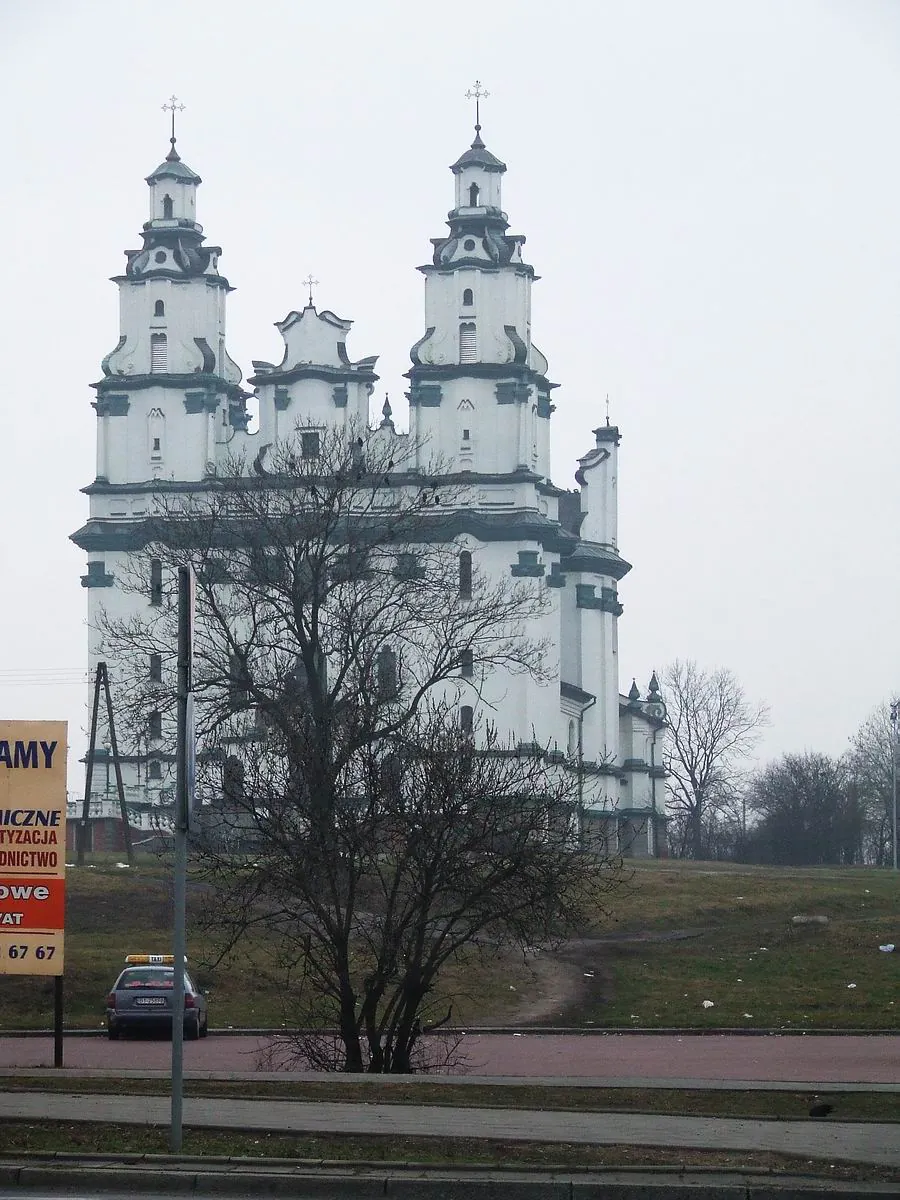 Kościół - Parafia Zmartwychwstania Pańskiego