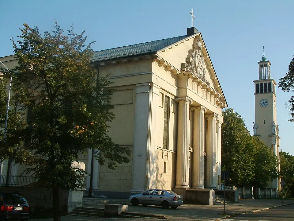 Kościół - Parafia Zmartwychwstania Pańskiego