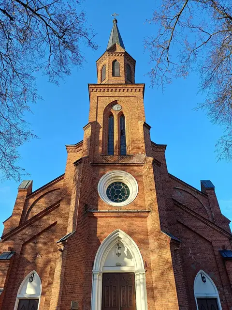 Kościół: Parafia Zwiastowania NMP, Miedzna