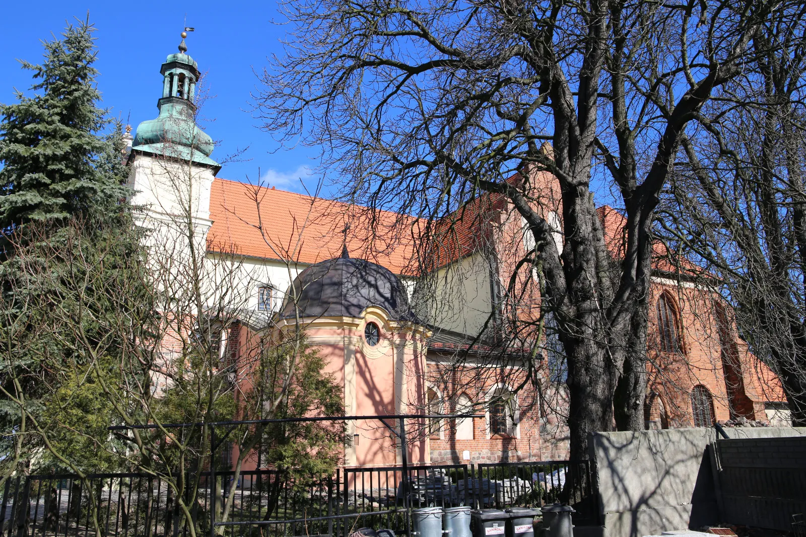 Parafia Św. Trójcy - zdjęcie 2