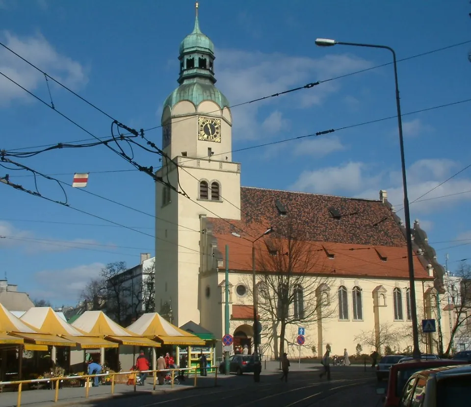 Kościół - Parafia Maryi Królowej