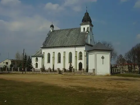 Kościół: Parafia Świętej Trójcy, Cielądz