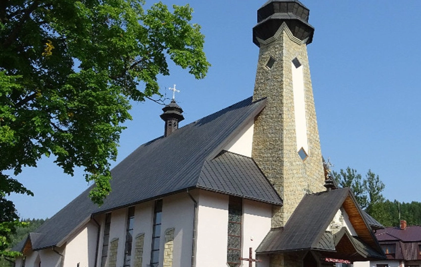 Parafia Świętych Ap. Piotra i Pawła - zdjęcie 2