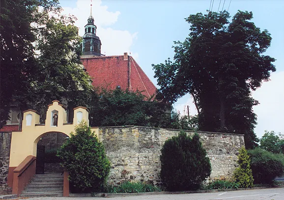 Kościół - Parafia Matki Boskiej Szkaplerznej