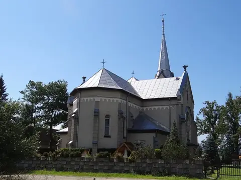 Kościół: Parafia św. Anny, Chyżne