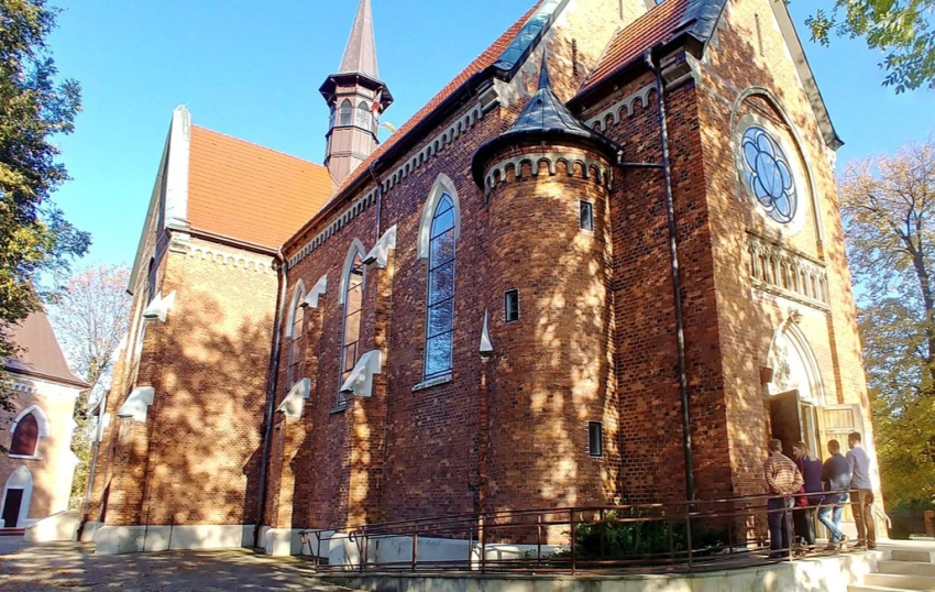 Parafia św. Antoniego Padewskiego - zdjęcie 2
