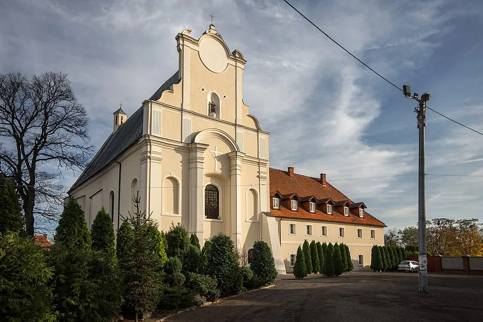 Kościół - Parafia Matki Bożej przy Żłóbku