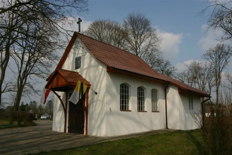 Parafia św. Ap. Piotra i Pawła - zdjęcie 4