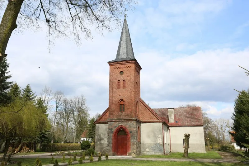 Parafia św. Ap. Piotra i Pawła - zdjęcie 2