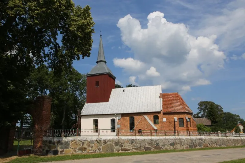 Parafia św. Ap. Piotra i Pawła - zdjęcie 3
