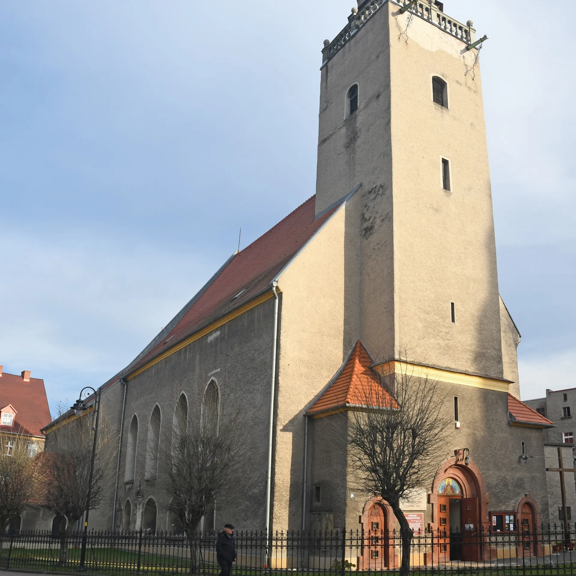 Parafia św. Apostołów Piotra i Pawła - zdjęcie 2