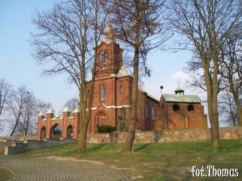 Parafia św. Apostołów Piotra i Pawła - zdjęcie 2
